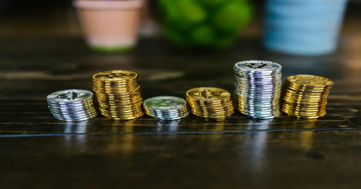 gold-silver-prices-up-april-30-fed-rate gold-silver-prices-up-april