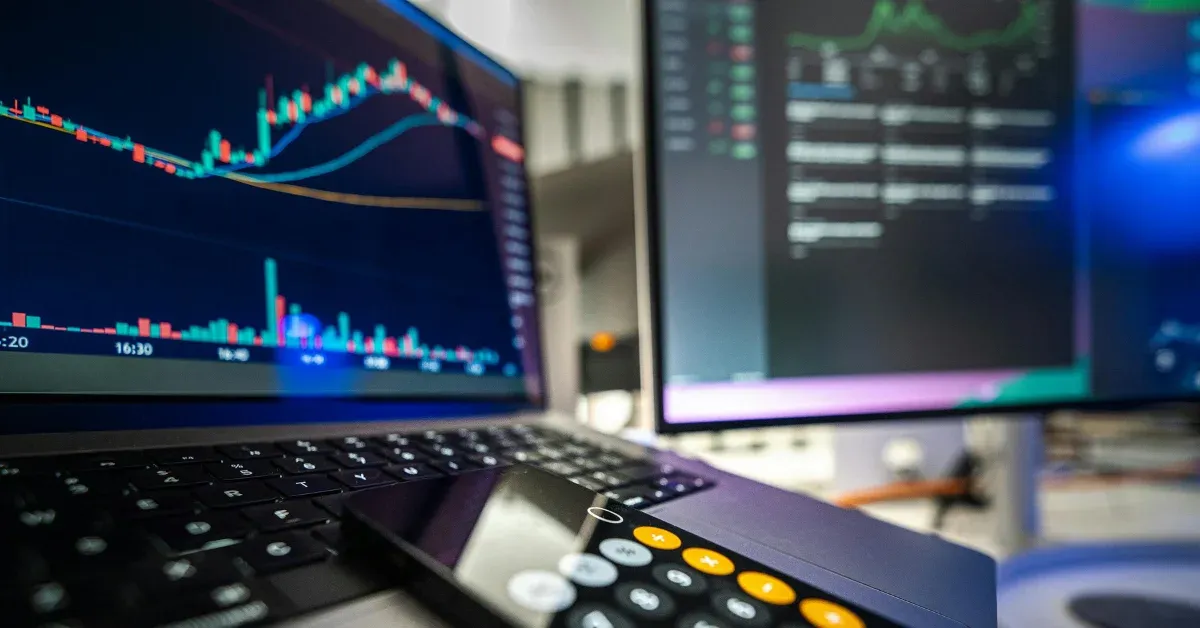 Pre-Market 10 April 2026: What To Expect After Nifty Falls To 23,775; Oil Near $100, GIFT Nifty Positive