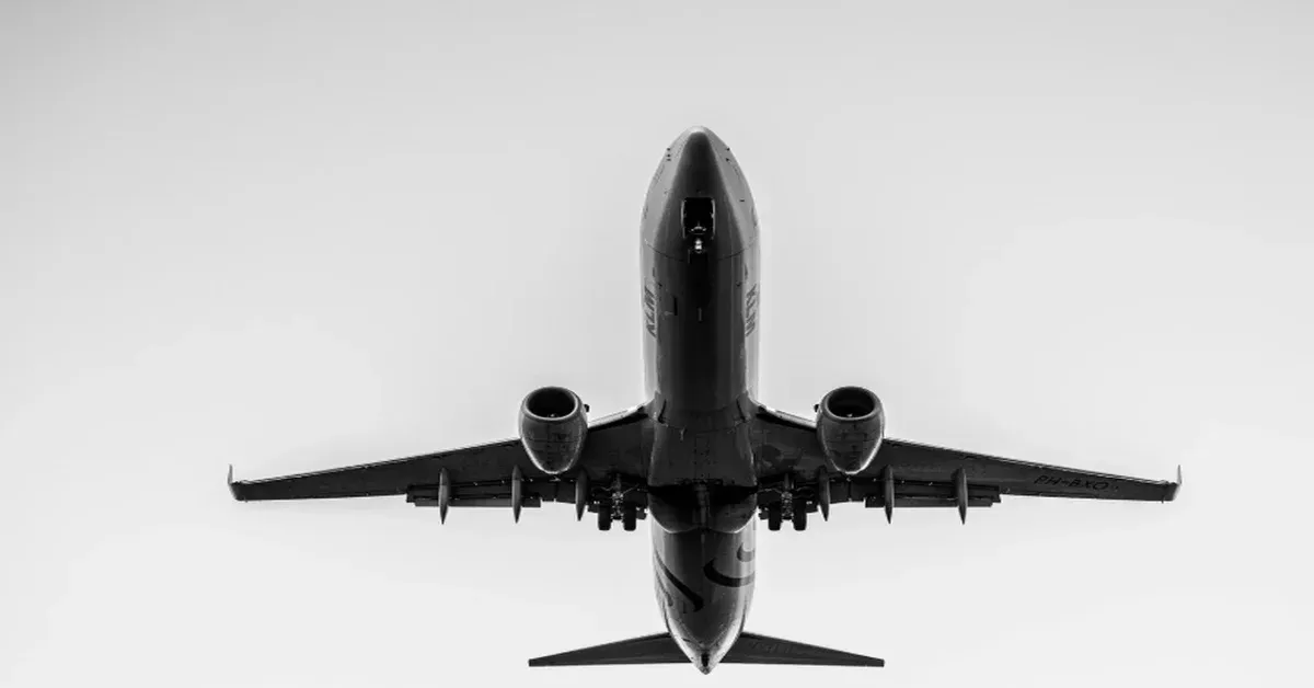 Jet Fuel Crosses ₹2 Lakh Mark, LPG Prices Also Rise 