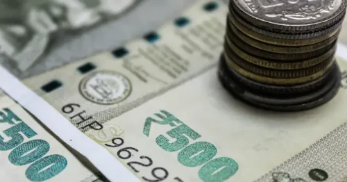 mutual-funds-cut-cash-holdings-16-month